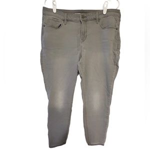 🔥 Rockstar mid-rise skinny jeans